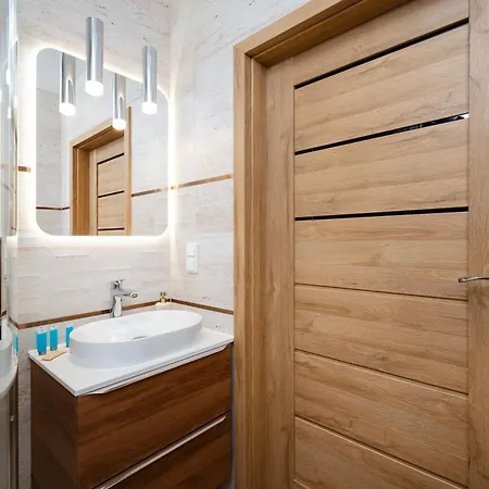 Kilinskiego Chic By Bookinghost