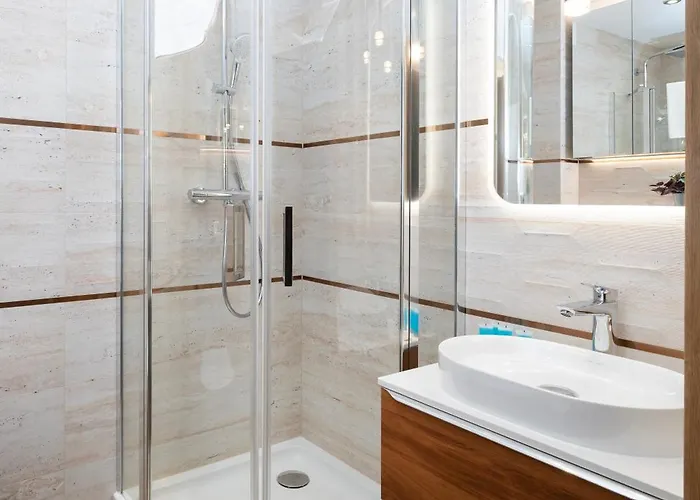 Kilinskiego Chic By Bookinghost *